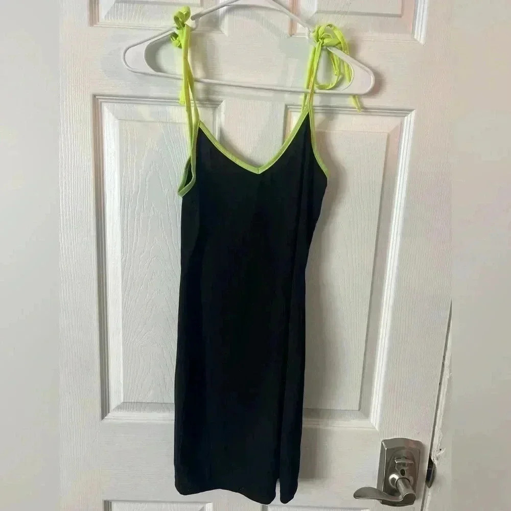 SHEIN Womans Lightweight Dress. Size small